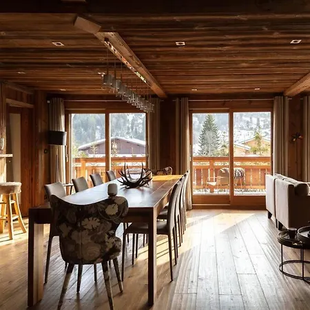 Chalet Wood